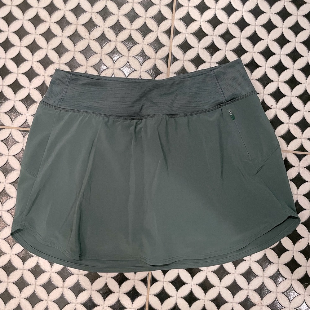 OV tennis skirt
